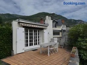 Grande maison avec terrasse et jardin | Vue montagne - Image 3