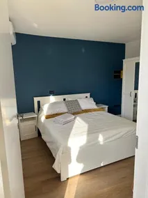 Blue Suite - Image 1
