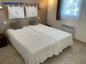 Le Dourmidou - Gite clôturé avec piscine chauffée, au pied du Luberon - Image 2