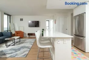 2BR Penthouse Boston Common DT - Image 2