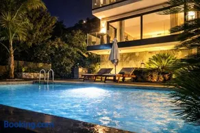 Villa piscine Eze bord de mer à 500m de la plage - Image 3