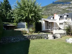 Grande maison avec terrasse et jardin | Vue montagne - Image 2