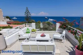 Sea Rose - Boutique Apartments - Image 1