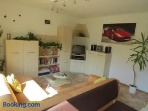Appartamento adatto alle famiglie con griglia, giardino e terrazza | Ammette cani - Image 2