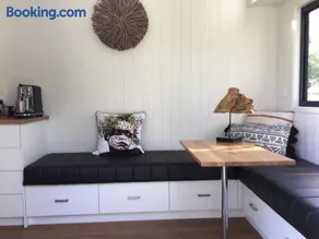 Tiny House - Image 2