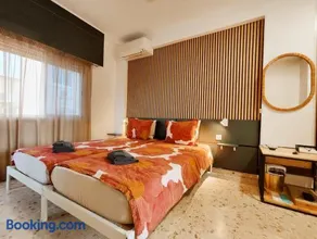 Elena Holiday Apartment - Image 2