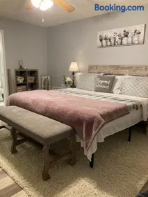 Cozy White Pine Getaway - Image 3