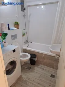 דירה מרווחת ומוארת בבית שמש עם נוף מהמם! - Image 1