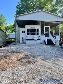 Lake Hartwell- Glamping - Turtle Cove - Image 1