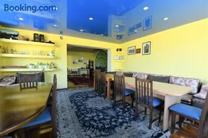 Jamilya's B&B Guest House - Image 2