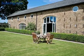 New House Wrexham sleeps 4 - Image 4