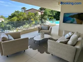 Villa Les Issambres, piscine débordement, vue mer - Image 2