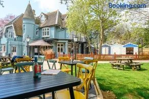Brewhouse and Kitchen - Worthing - Image 3