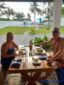 Darshana Beach Hotel - Image 3