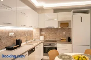 Boheme Apartment - Image 4