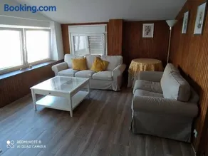 Precioso y espacioso piso ideal para familias. - Image 1