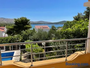 Apartments Villa RA - Image 4