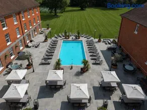 West Court Retreat - Image 3