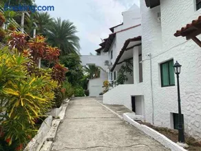 Live an adventure in Taboga 1 - Image 5