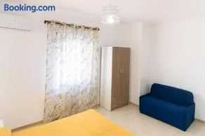 Mare e Sole Holiday Home - Image 3