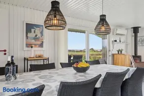 Cozy Summer House Close To The Beach - Image 4