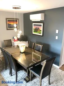 Luxurious Apartment in Brossard with Terrace - Image 3