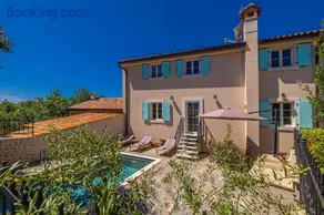 Villa mit Pool, Grill und Terrasse | Poolblick - Image 1