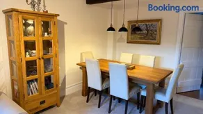 The Old Coach House - Image 3