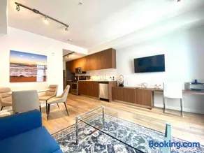 Perfect Brand New Condo Downtown Sidney - Image 2
