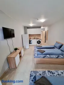 Top location apartment - Image 4