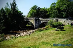 The Kings Arms Hotel - Image 4