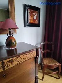 Casa cèntrica a La Bisbal d'Empordà - Image 1