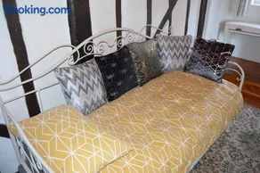 Countryside Tiny House - Image 4