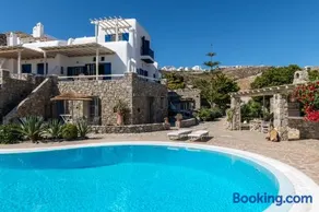 Yalos Mykonos Ornos Pouli private apartments w shared swimming pool - Image 3