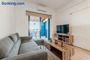 Beachside Hideaway Apartment, 200m to the Havana Beach - Image 2