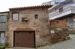 Casa Largo S Lourenço e Casa da Videira - Image 2