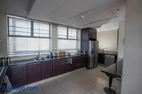 Stay at The Point - Prestigious Prominent Penthouse - Image 4