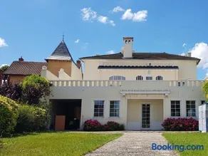 La Casa Blanca - Image 1