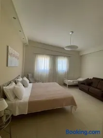 Nostrana Village Apartments - Image 2