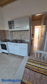 Apartamento pequeno central - Image 4