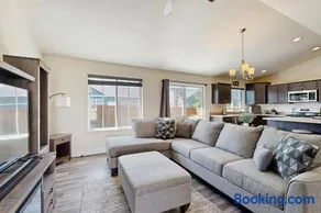 Bridger View Retreat - Image 1