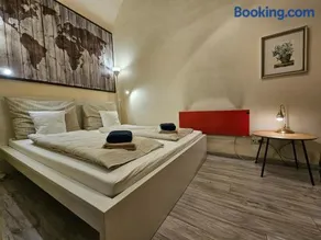 Walkway Apartment Deluxe - Image 1