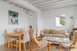 Vassilis Family Villa Tinos - Image 3
