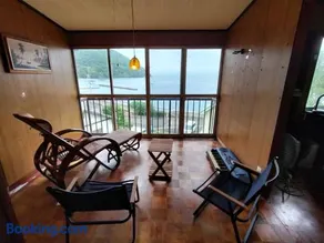 Kingfisher Lodge - Image 1