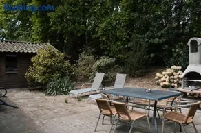 Cozy Forest Cabin, Fenced Garden, Peace & Privacy - Image 2