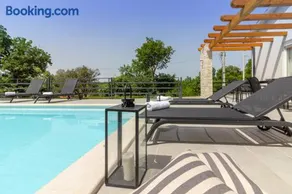 Beautiful villa Foska with private Pool near the beach - Image 3