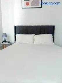 Equipped studio in Lormont and Free Parking - Image 2