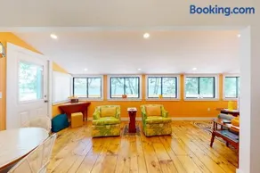 Waterfront home on St George River with private beach & deck - near festivals - Image 4