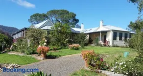 The Old School Bed and Breakfast - Image 1