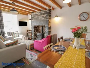 Pen y Cwm Cottage - Image 1